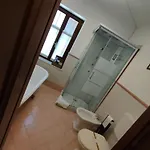 Al Calar Della Sera Oda ve Kahvaltı 4*