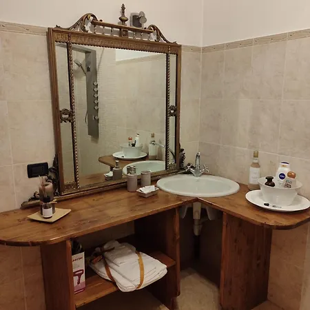 Al Calar Della Sera Bed & Breakfast 4*