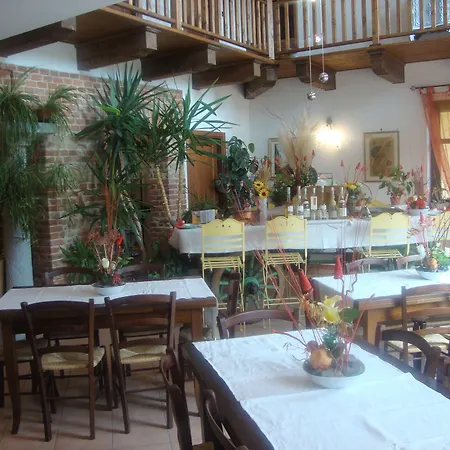 Al Calar Della Sera فندق مبيت وإفطار Sommariva del Bosco