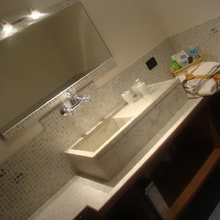 فندق مبيت وإفطار Al Calar Della Sera Sommariva del Bosco