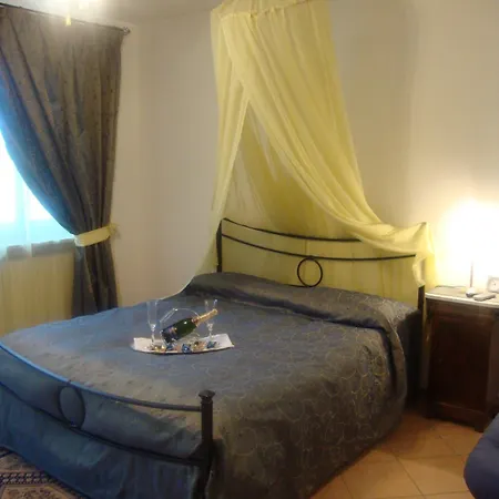 Al Calar Della Sera فندق مبيت وإفطار Sommariva del Bosco