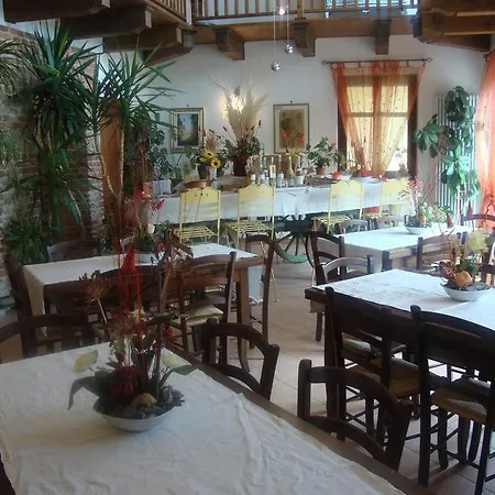 فندق مبيت وإفطار Al Calar Della Sera