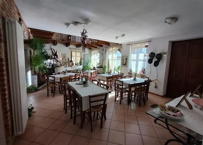 Al Calar Della Sera Sommariva del Bosco