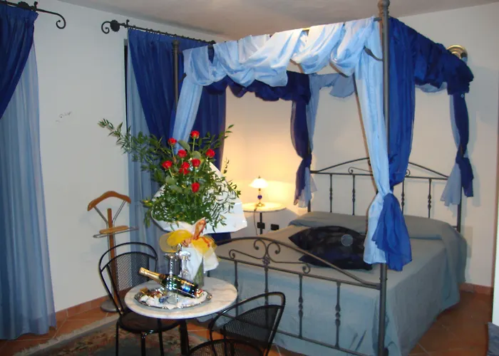 Al Calar Della Sera Bed & Breakfast 4*