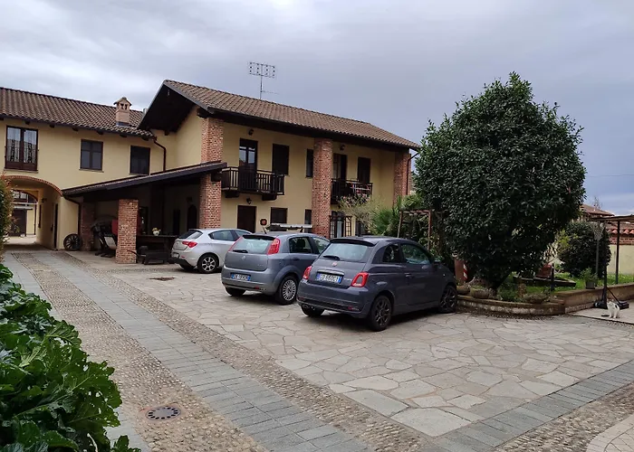 Al Calar Della Sera Sommariva del Bosco