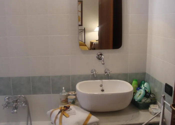 Al Calar Della Sera Bed & Breakfast 4*